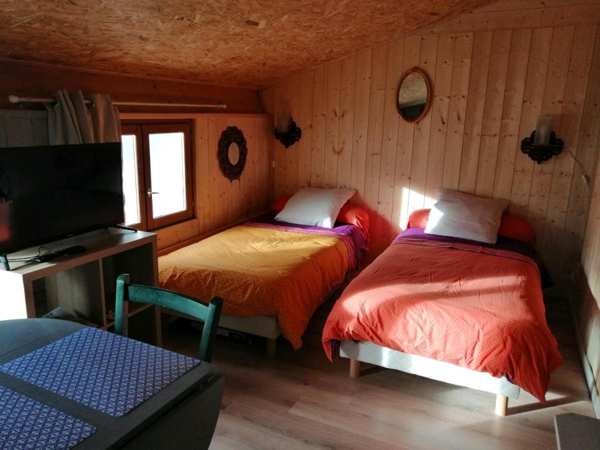 les 2 studios indépendants du clos de l'Ange Rieux  Esterno foto